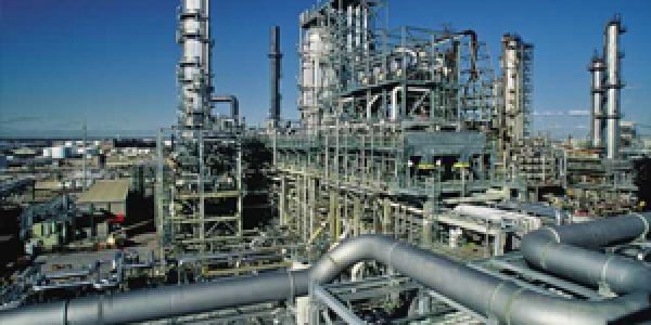 Lyondell Extinguishes Hydrotreater Fire at Houston Refinery