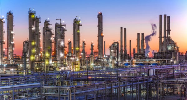 FCCU at Marathon's Galveston Bay Refinery May Be Shut Up to 8 Weeks for Repairs