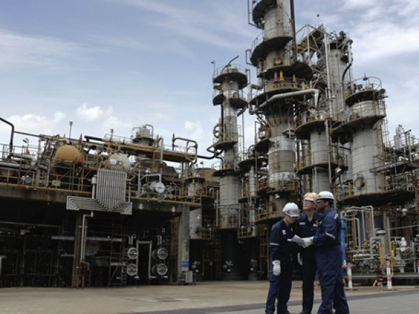 Exxon Restarting Large Crude Unit at Beaumont Refinery
