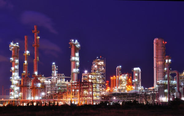 Large Crude Unit, Coker Shut at Biggest US Refinery
